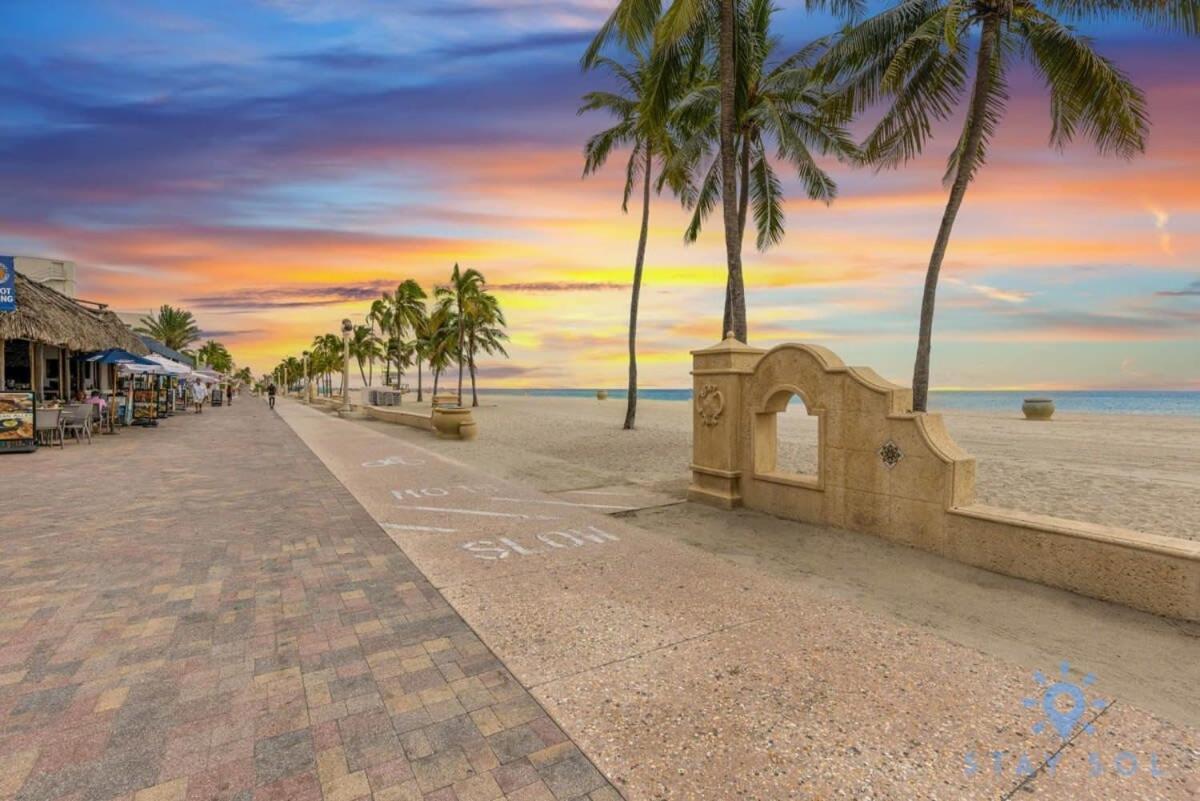 Best Stay - Rooftop Pool - Hollywood Beach Board - Walk Exterior photo